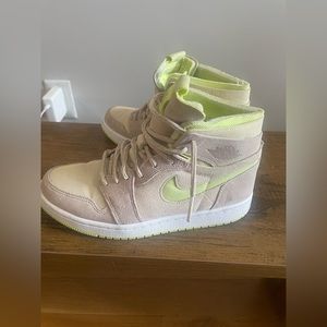 Air Jordan 1 cmft Rare colorway